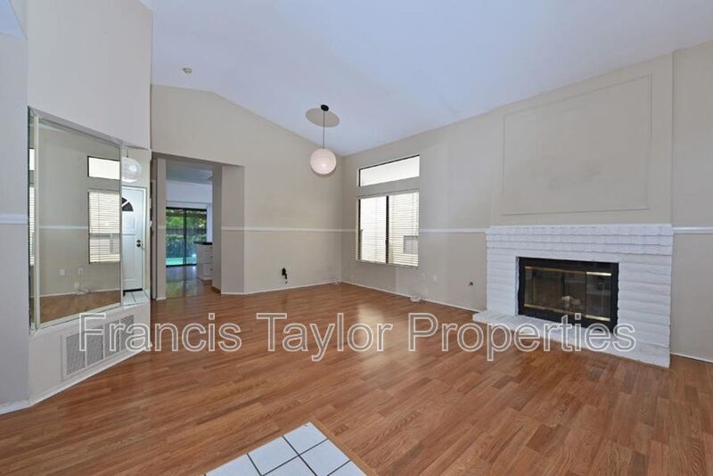 Charming Three Bedroom Home in Rancho Bernardo property image