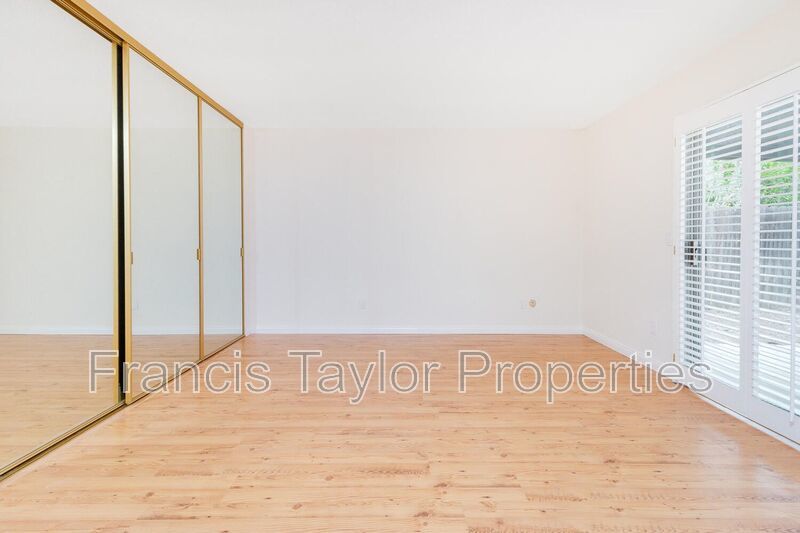 Renovated Two Bedroom House in Country Club in Escondido! property image