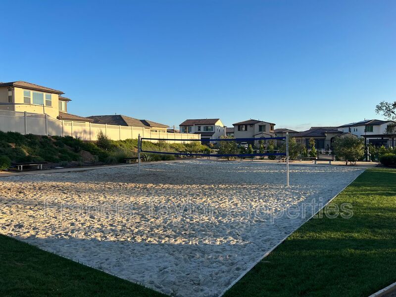 Renovated Two Bedroom House in Country Club in Escondido! property image