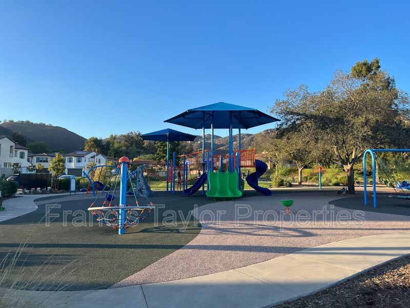 Renovated Two Bedroom House in Country Club in Escondido! property image