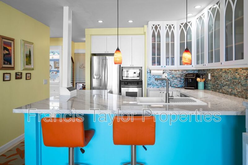 2 Bedroom Overlooking the Ocean in OB property image