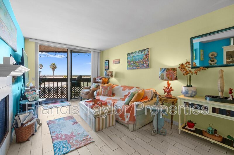 2 Bedroom Overlooking the Ocean in OB property image