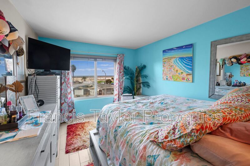 2 Bedroom Overlooking the Ocean in OB property image