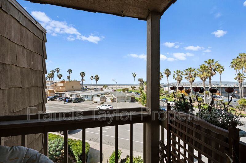2 Bedroom Overlooking the Ocean in OB property image