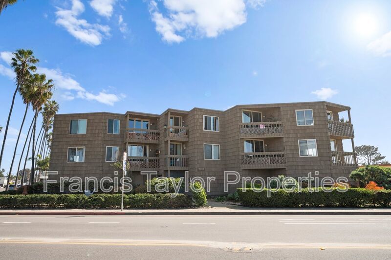 2 Bedroom Overlooking the Ocean in OB property image