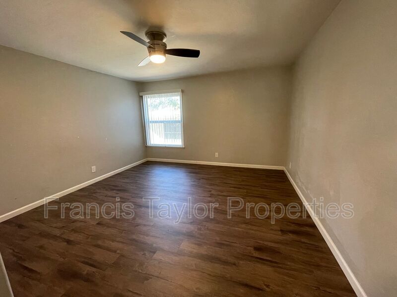 Lovely Craftsman Home in Historic Escondido! property image