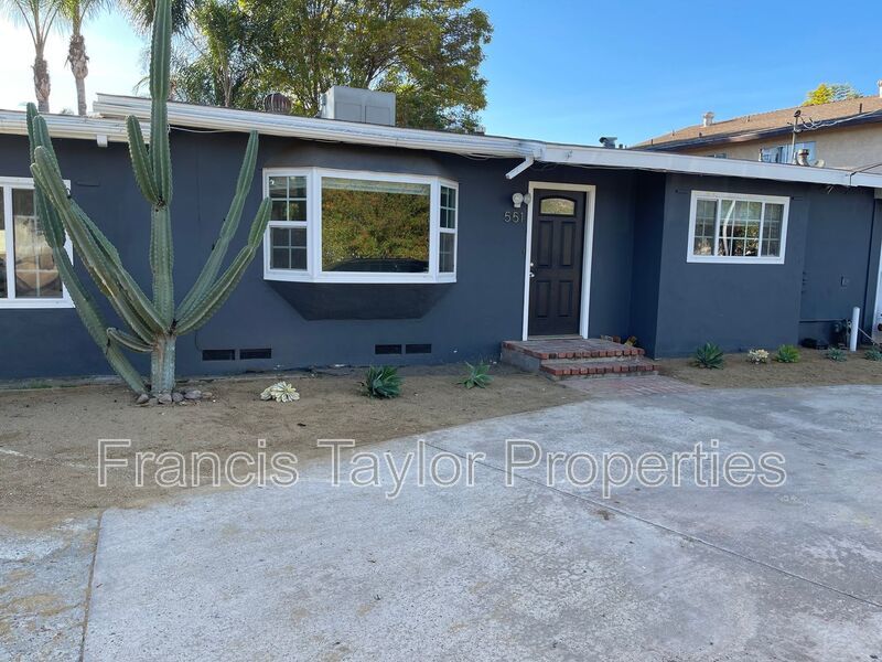 Old Home in Heart of Escondido! property image