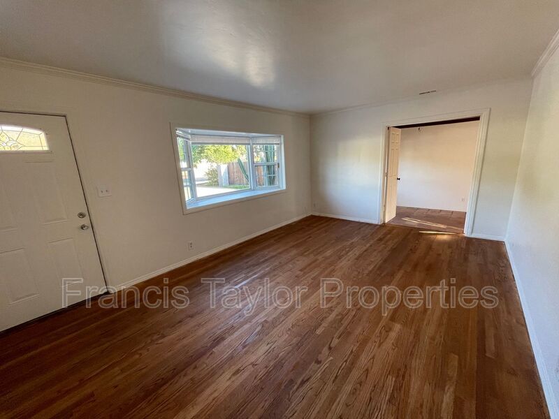 Old Home in Heart of Escondido! property image