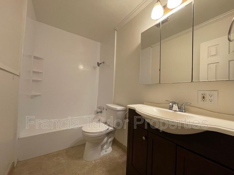 Old Home in Heart of Escondido! property image