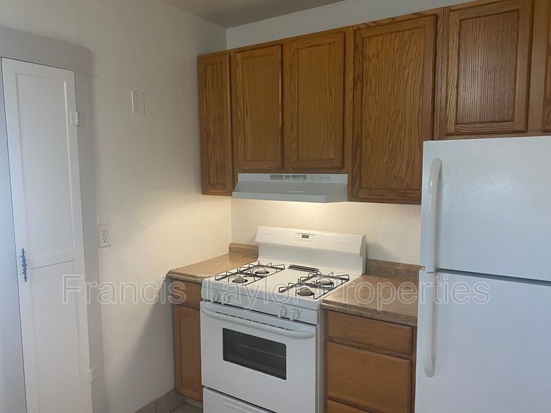 2 Bedroom Bungalow in Escondido property image