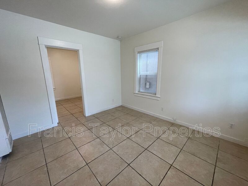 1 Bedroom Bungalow in the heart of Escondido property image