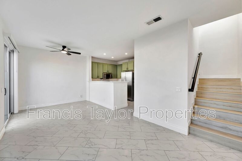 Upgraded Three Bedroom with Loft in Gated Community property image