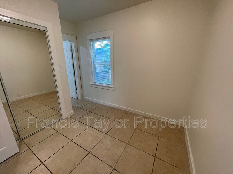 1 Bedroom Bungalow in the heart of Escondido property image
