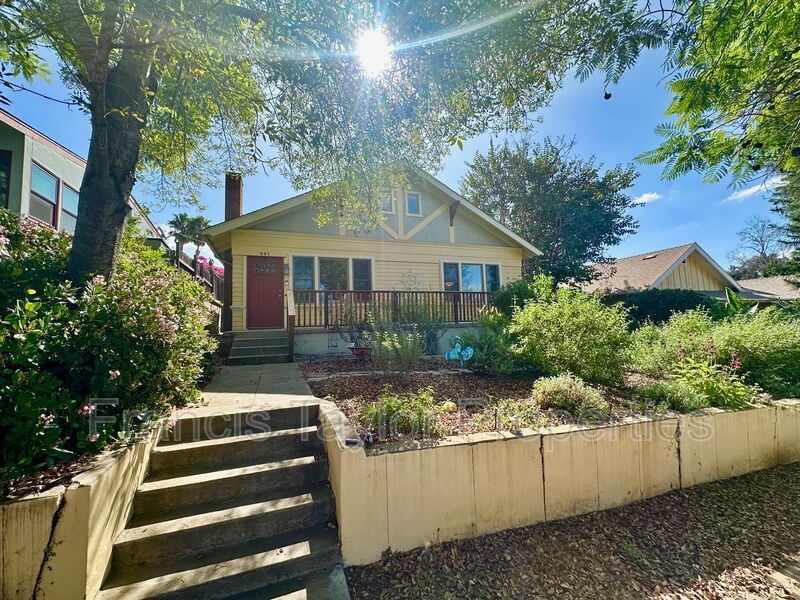 Gorgeous Craftsman in the Heart of Old Escondido! property image