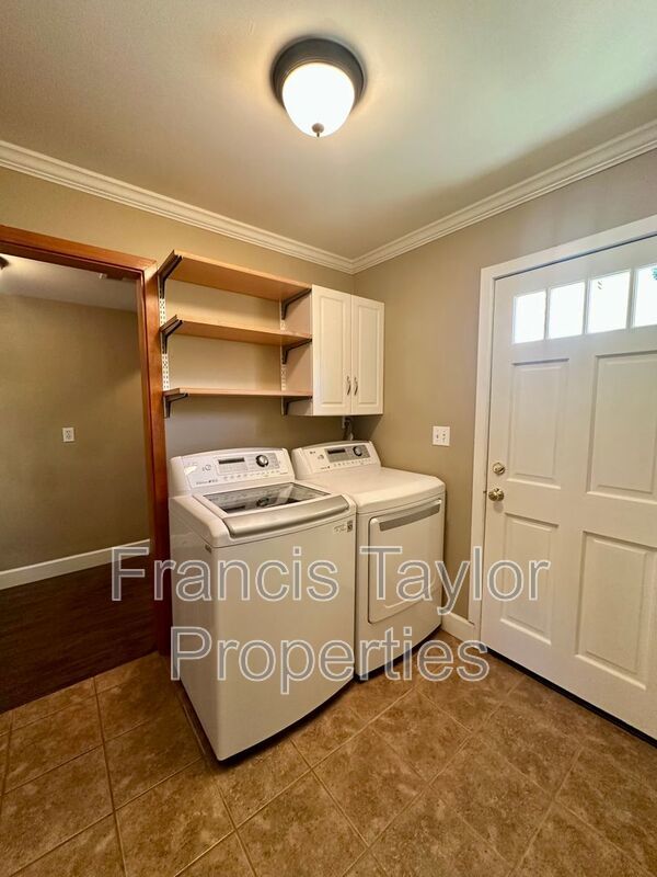 Gorgeous Craftsman in the Heart of Old Escondido! property image