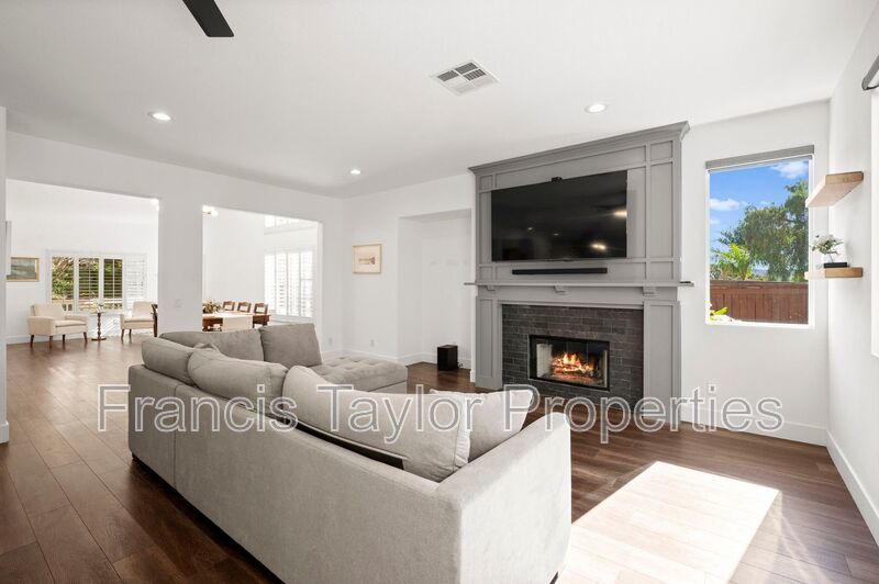 FULLY FURNISHED! Stunning Home in Escondido property image