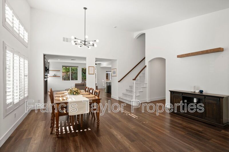 FULLY FURNISHED! Stunning Home in Escondido property image