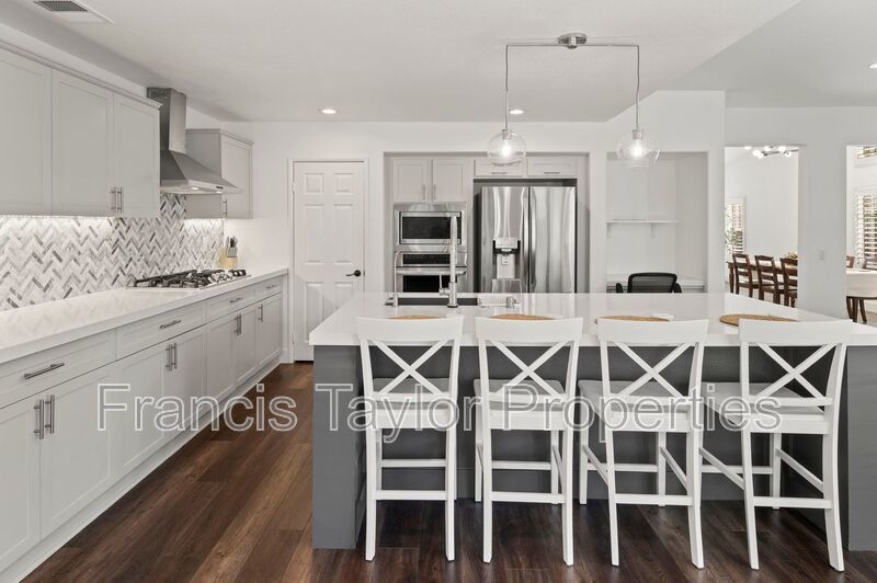 FULLY FURNISHED! Stunning Home in Escondido property image