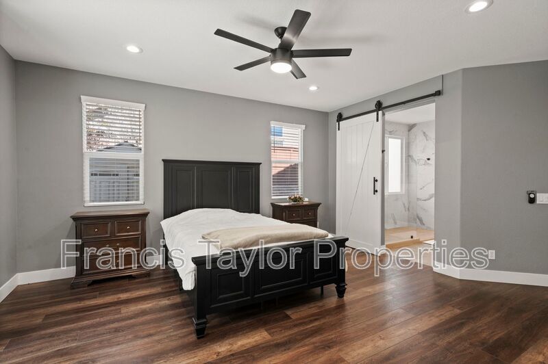 FULLY FURNISHED! Stunning Home in Escondido property image