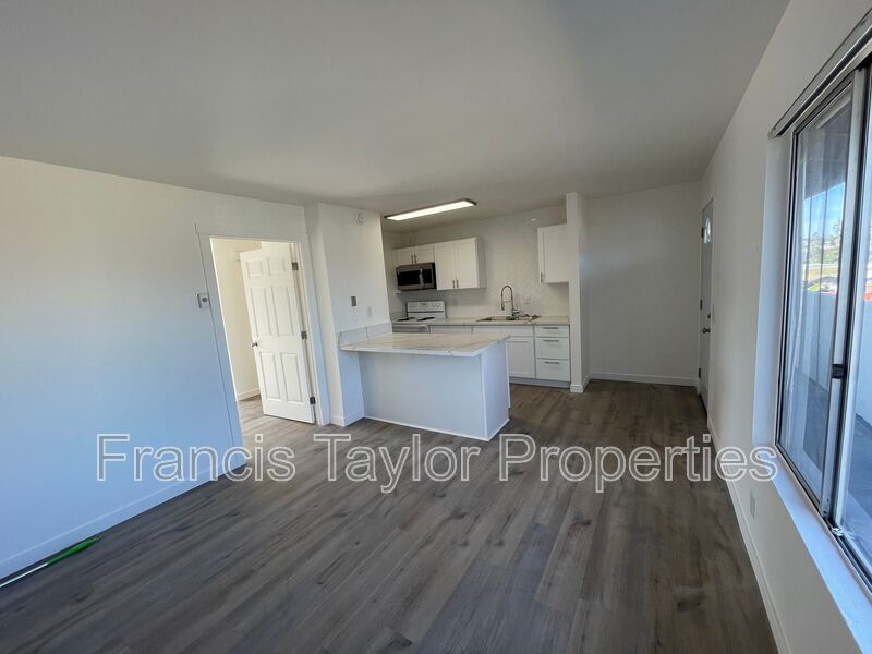 Updated 1 Bedroom Apartment property image
