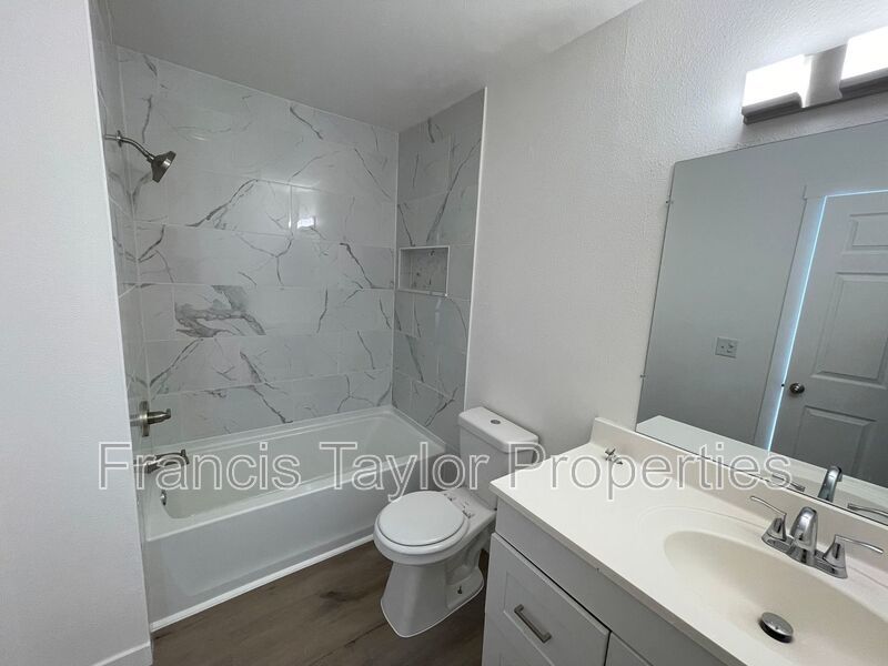 Updated 1 Bedroom Apartment property image