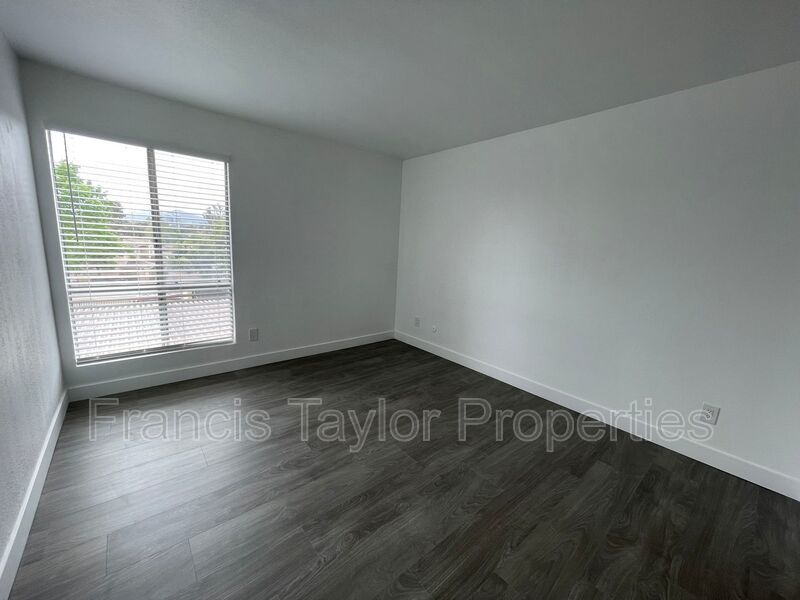 Refreshed 2 Bedroom in Escondido property image