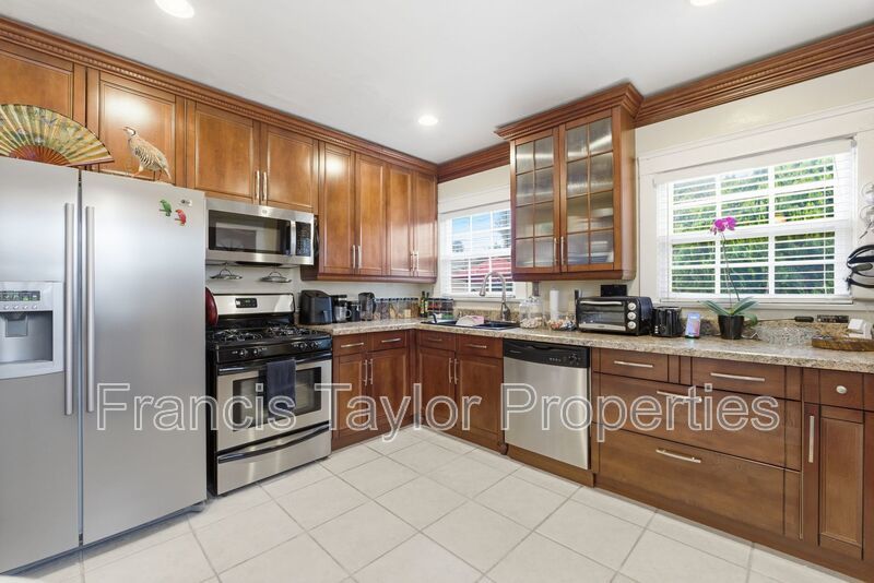 Charming 2 Bedroom in Normal Heights! property image
