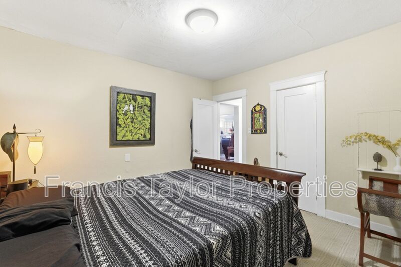 Charming 2 Bedroom in Normal Heights! property image