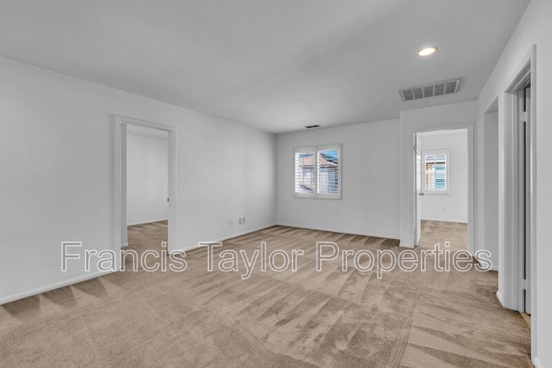 Beautifully Maintained 3 Bedroom in Escondido! property image