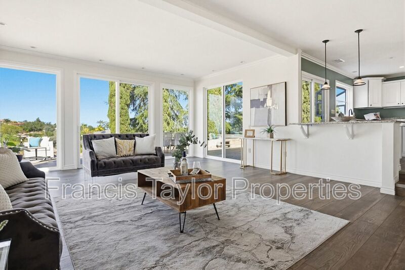 Sweeping Views in Rimrock Estates property image