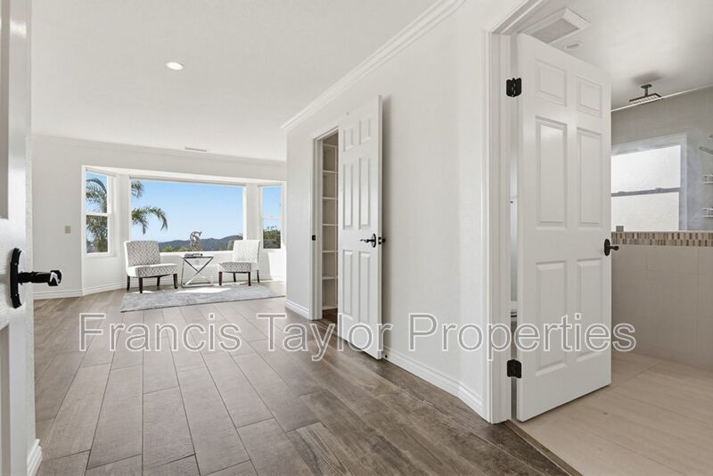 Sweeping Views in Rimrock Estates property image