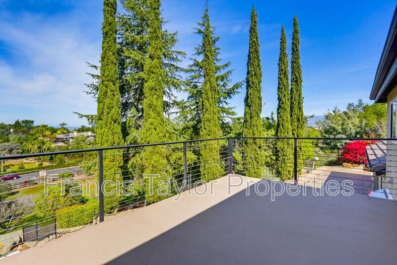 Sweeping Views in Rimrock Estates property image