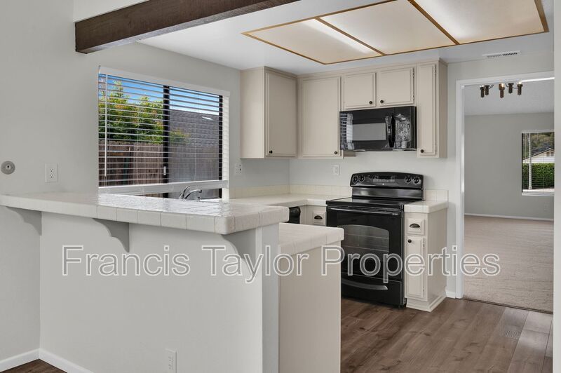 4 Bedroom Home in San Marcos! property image