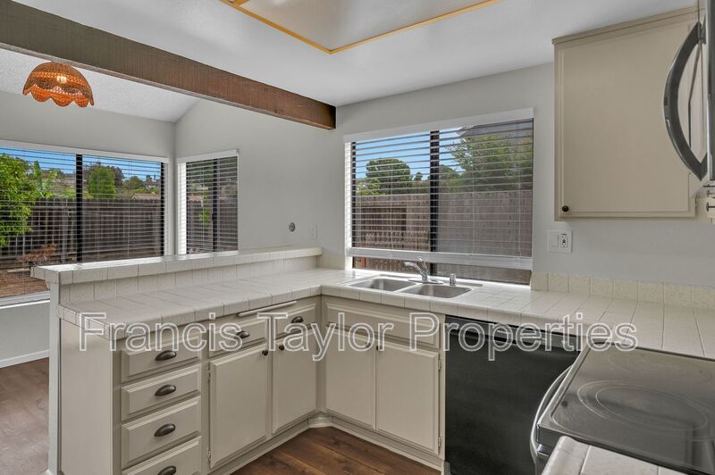 4 Bedroom Home in San Marcos! property image