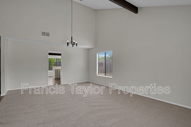 4 Bedroom Home in San Marcos! property image