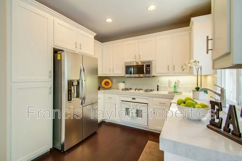 Updated 3 Bedroom in Gated Community! property image