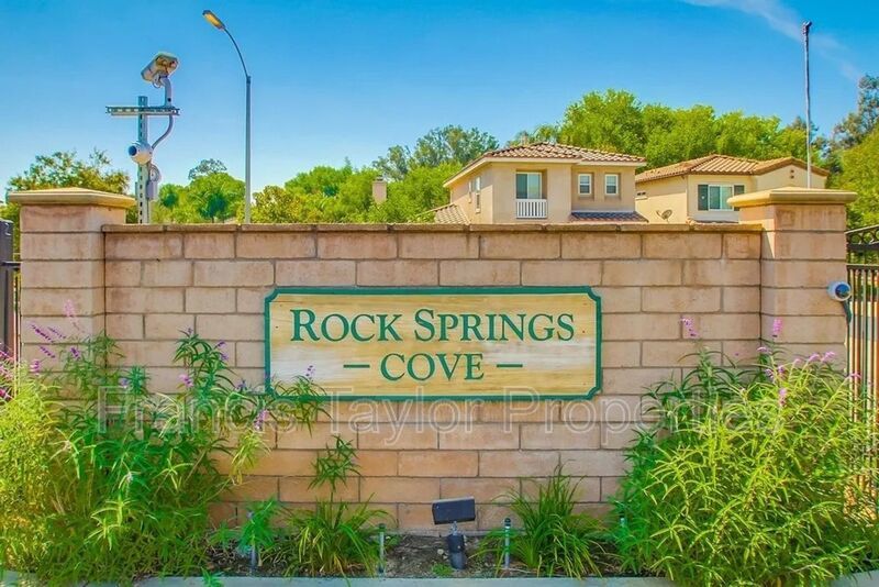 Updated 3 Bedroom in Gated Community! property image