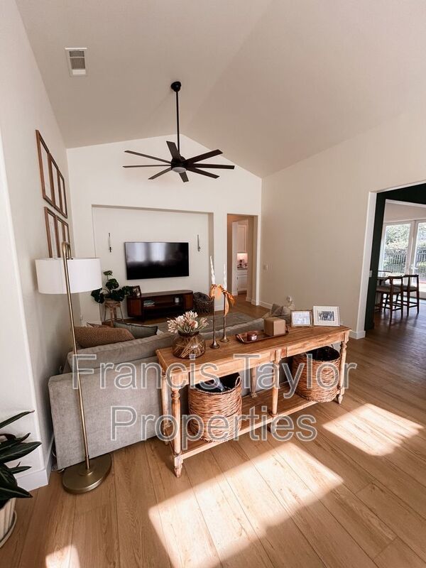 Upgraded Home in Woods Valley ! property image