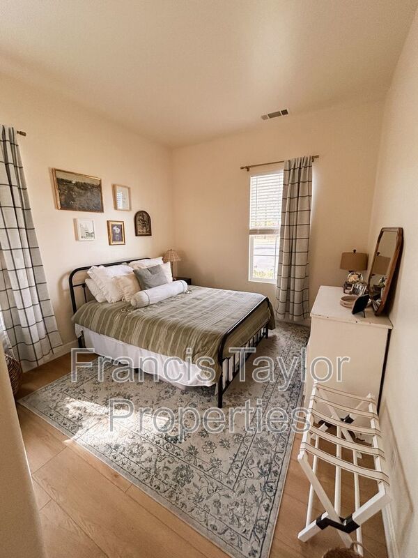Upgraded Home in Woods Valley ! property image