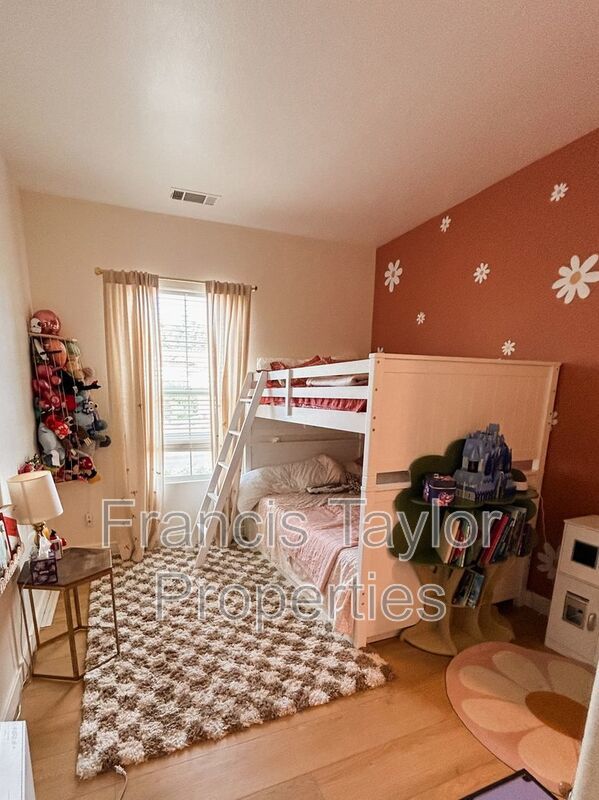 Upgraded Home in Woods Valley ! property image