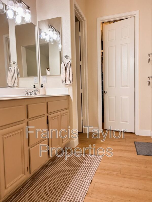Upgraded Home in Woods Valley ! property image