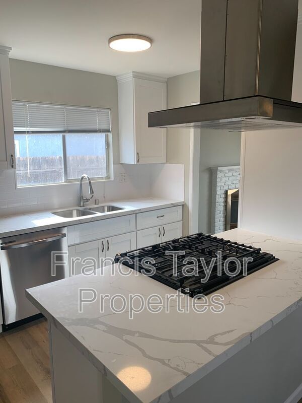 Completely Remodeled 3 Bed 2 Bath in East Escondido property image