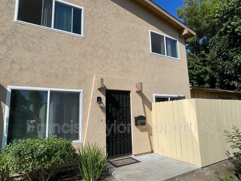 2 Bedroom Condo in PQ! property image