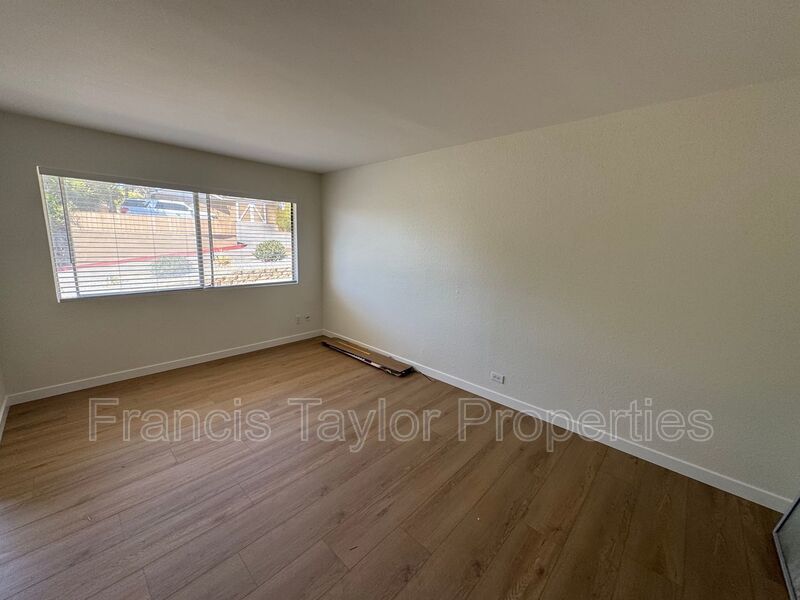 Refreshed 2 Bedroom 2 Bathroom in Vista! property image