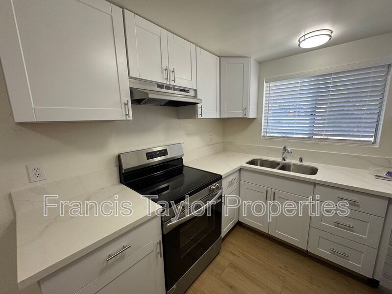 Refreshed 2 Bedroom 2 Bathroom in Vista! property image