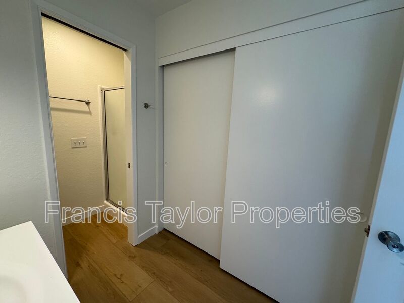 Refreshed 2 Bedroom 2 Bathroom in Vista! property image