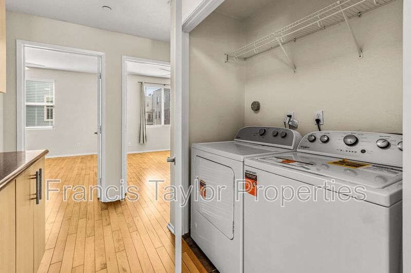 Modern 2 Bedroom Townhouse in Escondido! property image