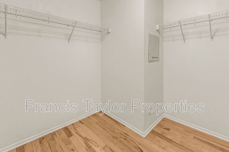 Modern 2 Bedroom Townhouse in Escondido! property image